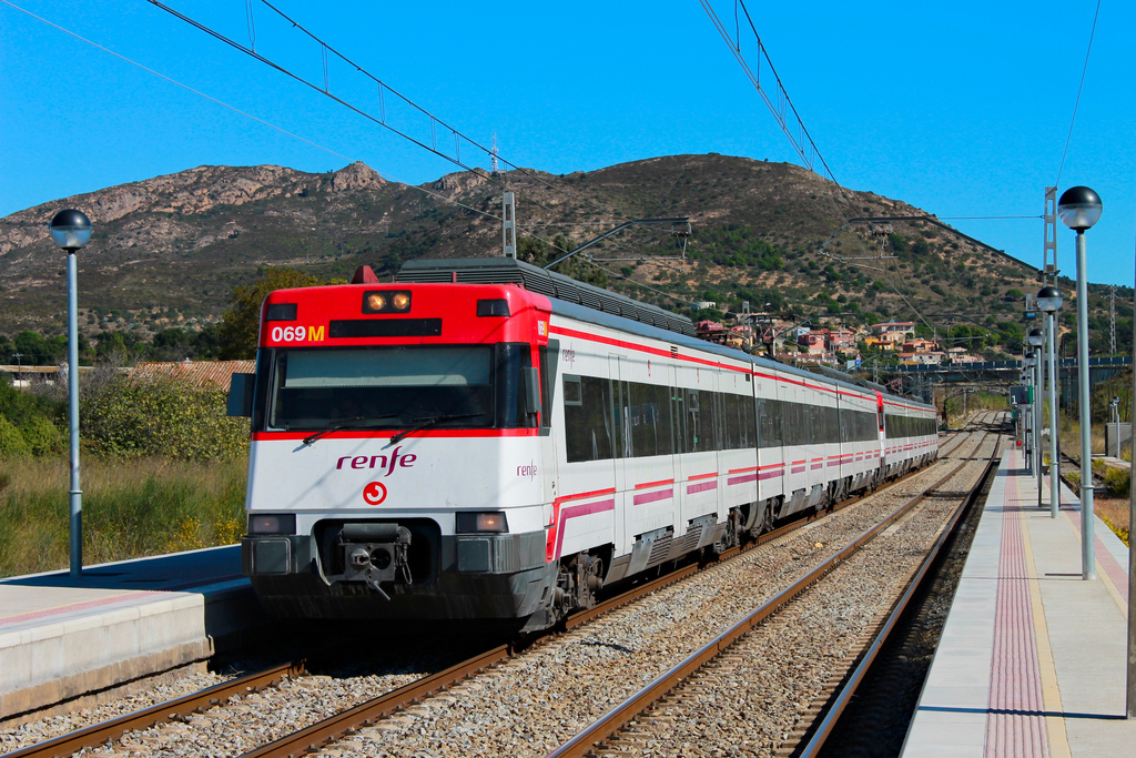 Renfe Serie 447 Cercanías